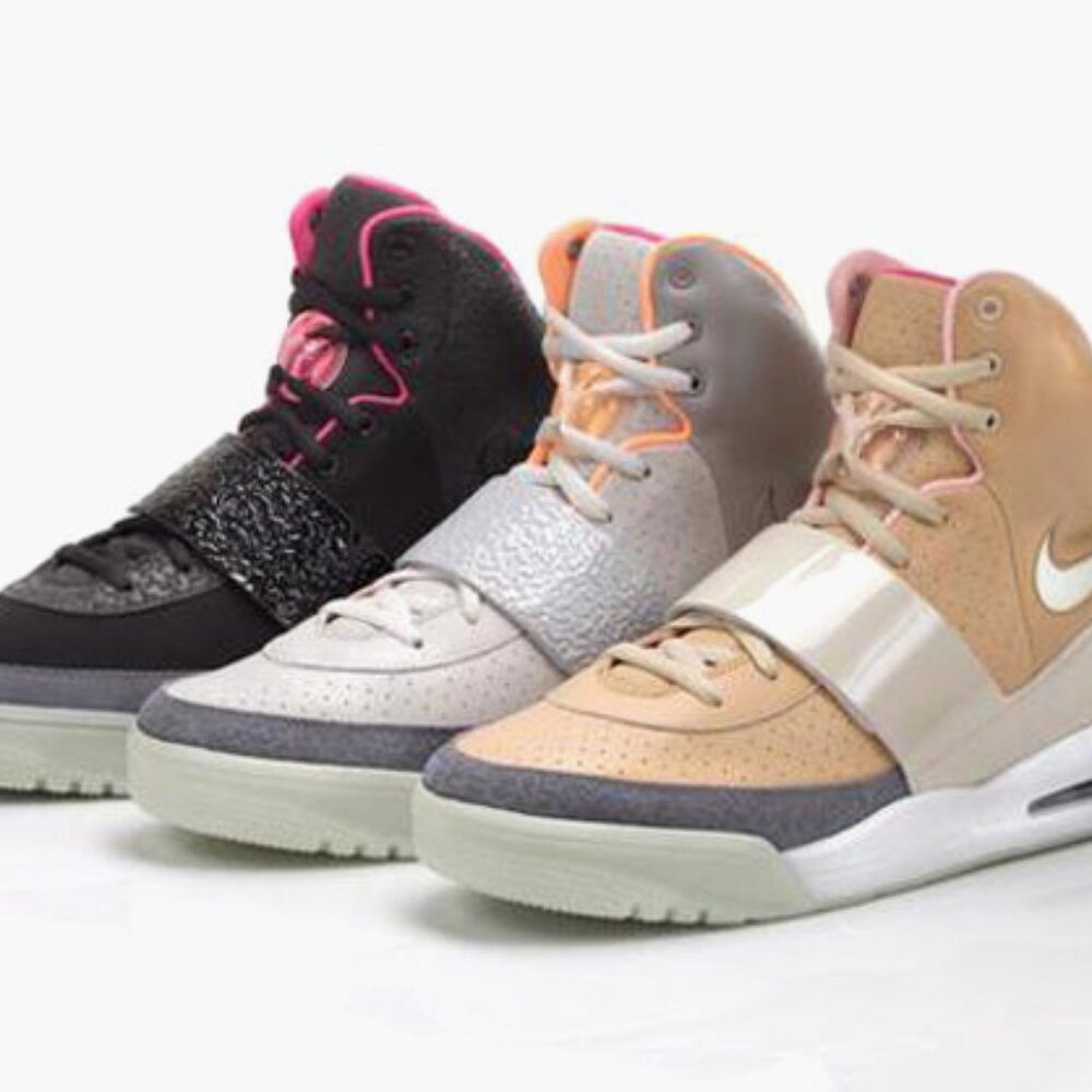 WTB Air Yeezy Size 10 (Read Disc)